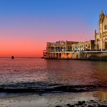 Traditional Maltese Townhouse, Roof Terrace And Views Apartmán Senglea